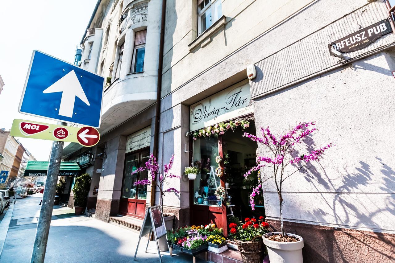 شقة Mickey'S Flat Close To Budapest Whale المظهر الخارجي الصورة